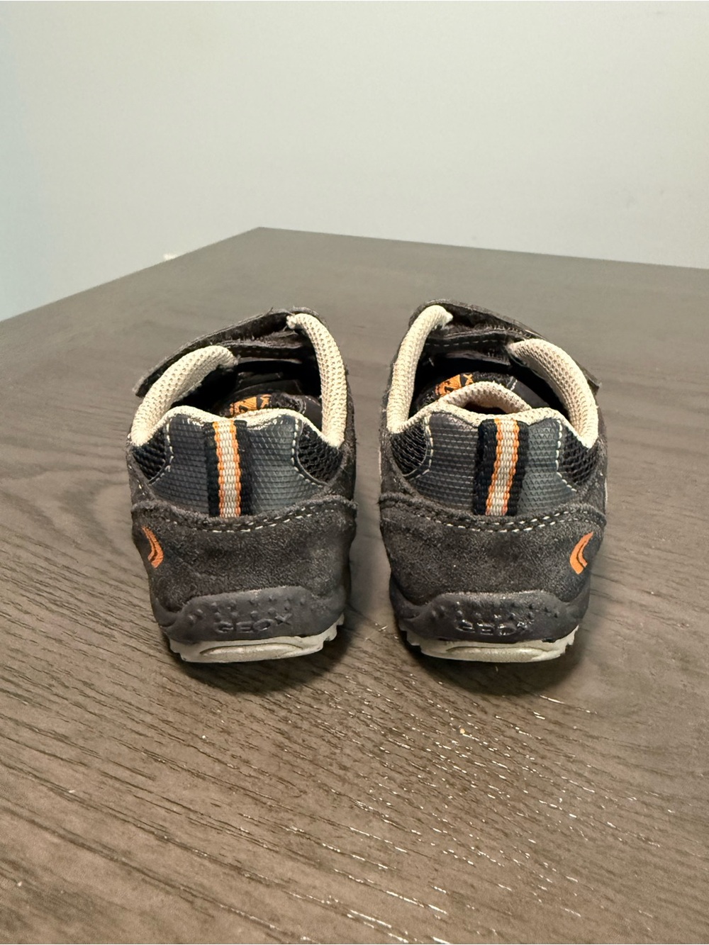 GEOX Kid’s shoes with genuine leather insoles Size 8,5 - Picture 3 of 10